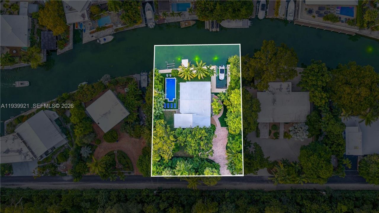 150 Rushton Ln , Tavernier, FL 33070 Photo