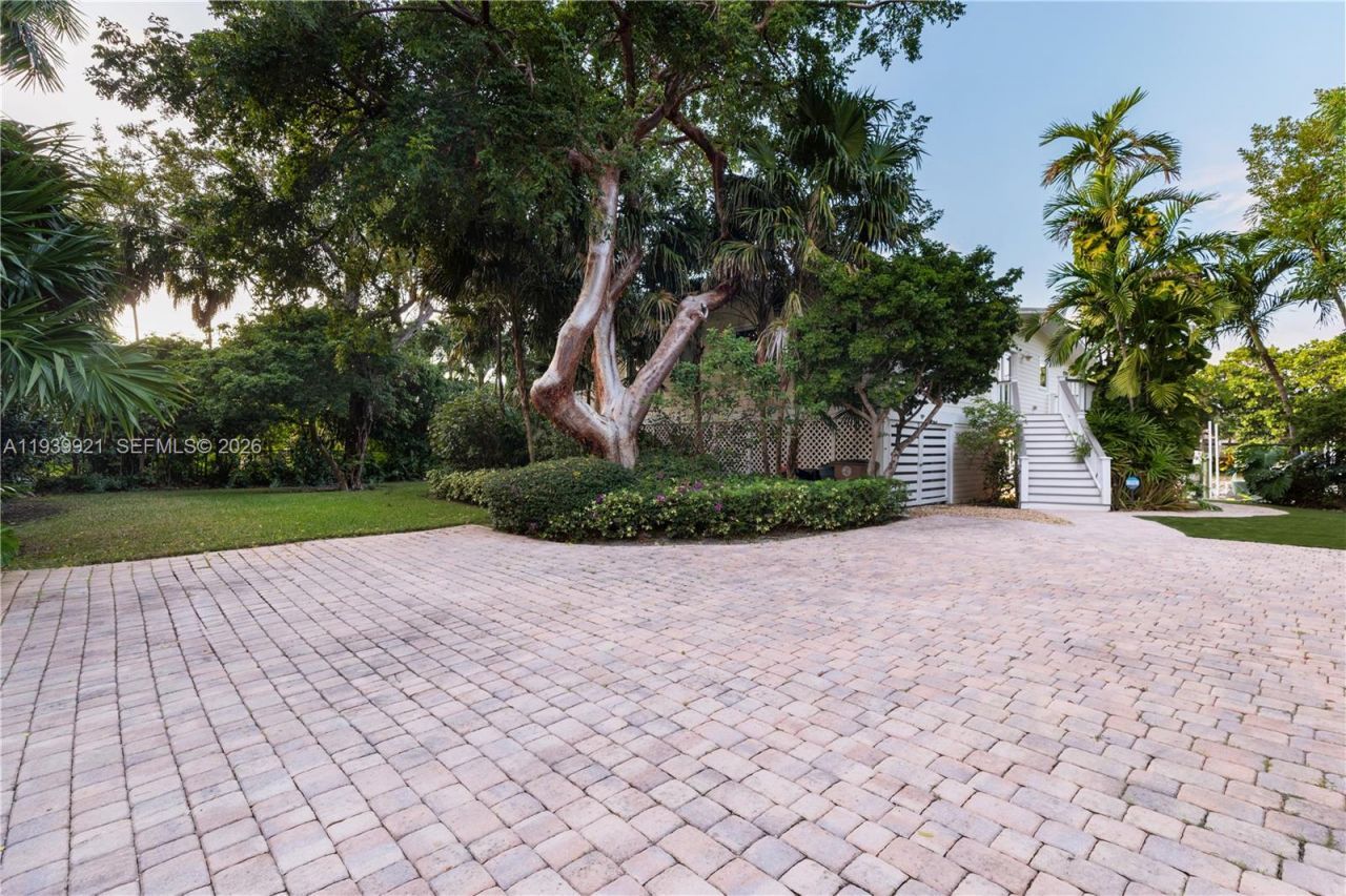 150 Rushton Ln , Tavernier, FL 33070 Photo