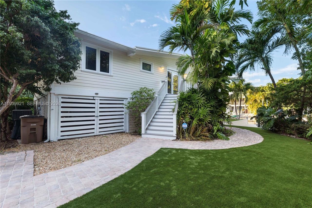 150 Rushton Ln , Tavernier, FL 33070 Photo