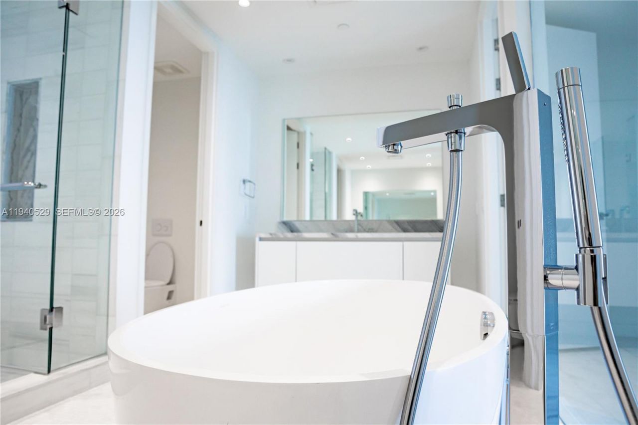 700 NE 26th Terrace , Unit 4403, Miami, FL 33137 Photo