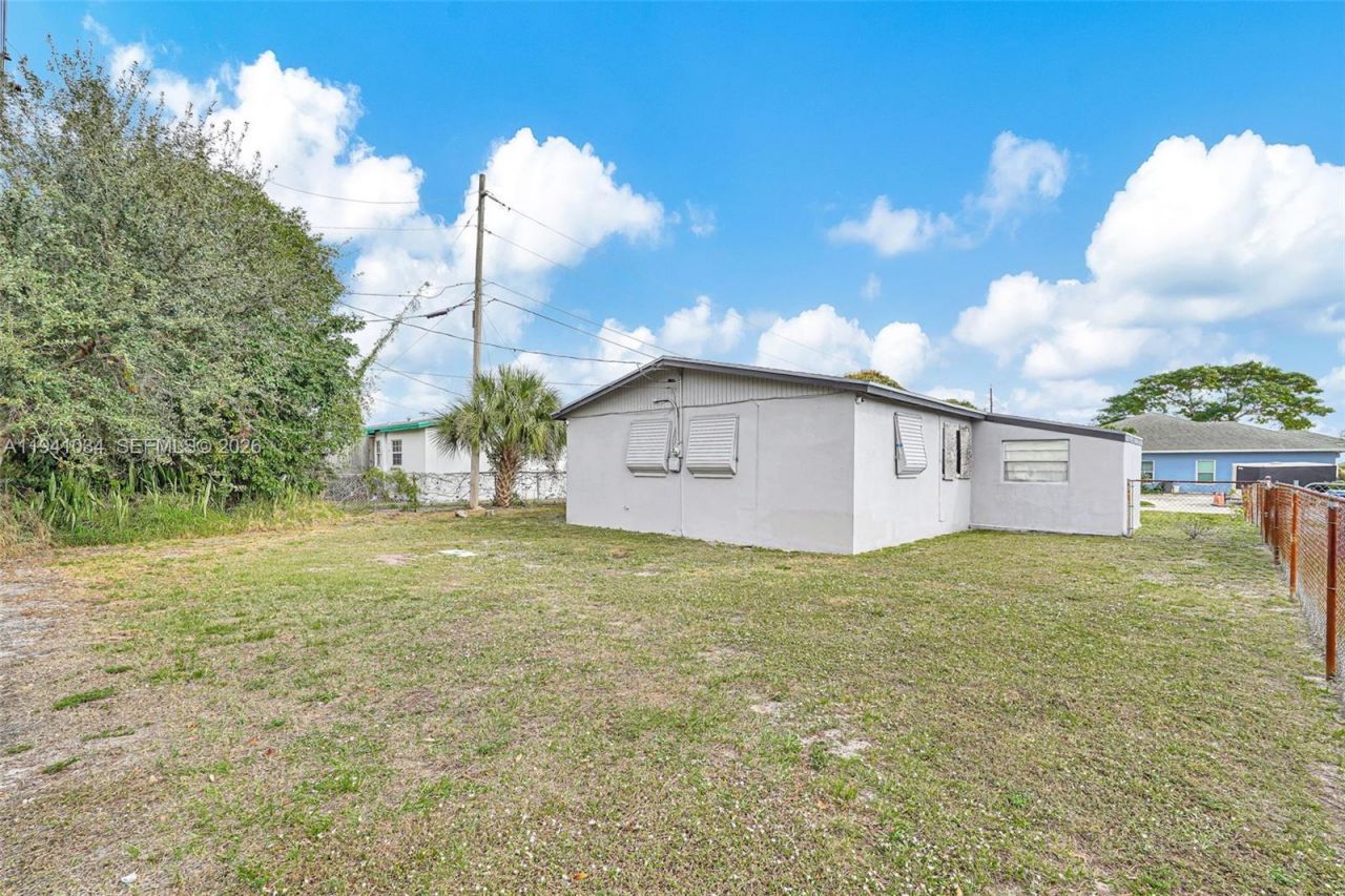 251 Avenue O, Riviera Beach, FL 33404 Photo