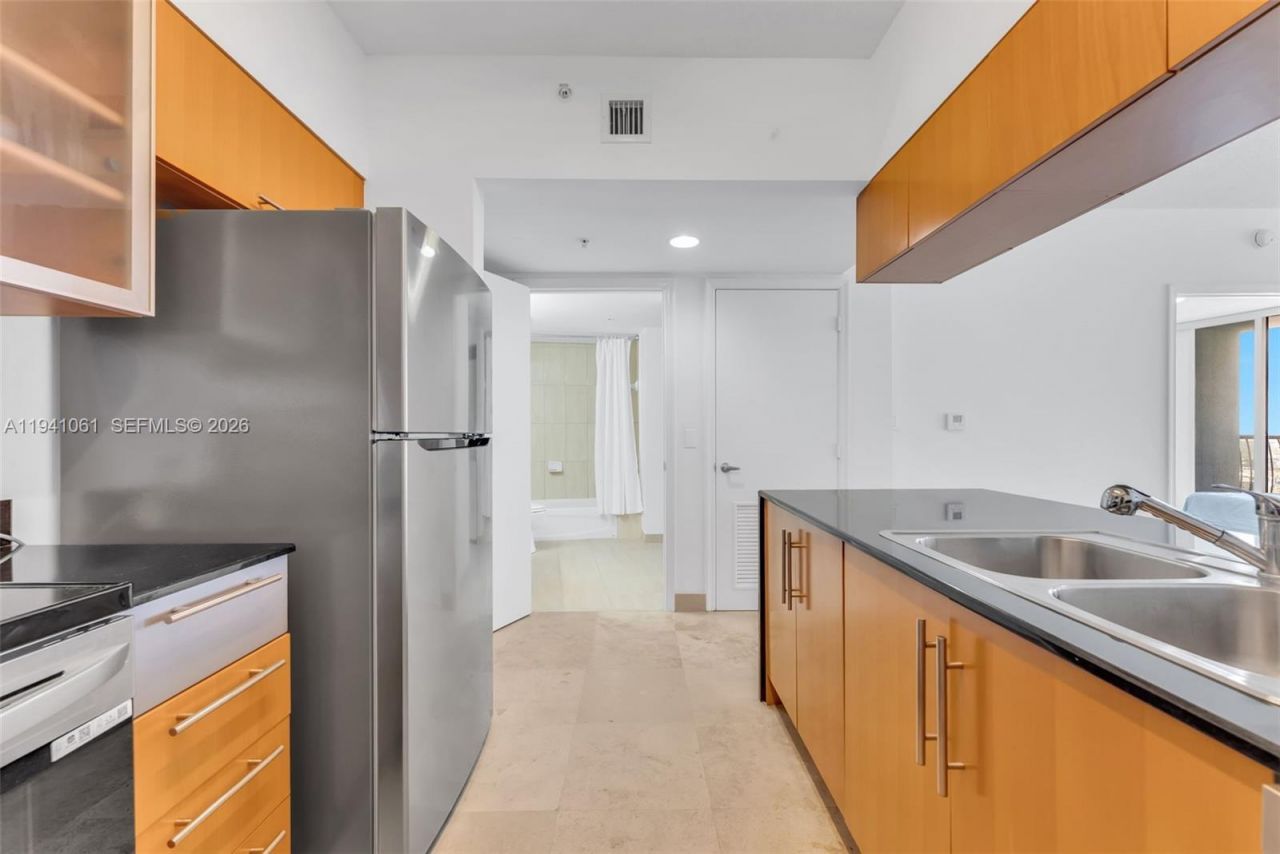 1750 N Bayshore Dr, Unit 4109, Miami, FL 33132 Photo