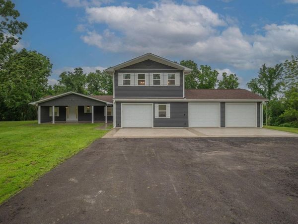 1546 S School Street , Goodman, MO 64843