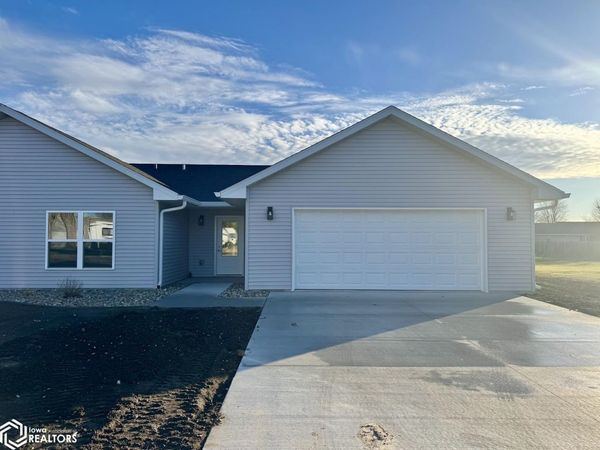 3119 S 14th Street, Burlington, IA 52601