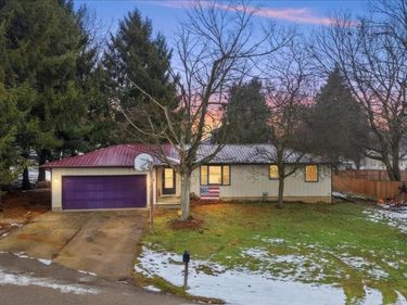 6 Adena Court, Fredericktown, OH 43019