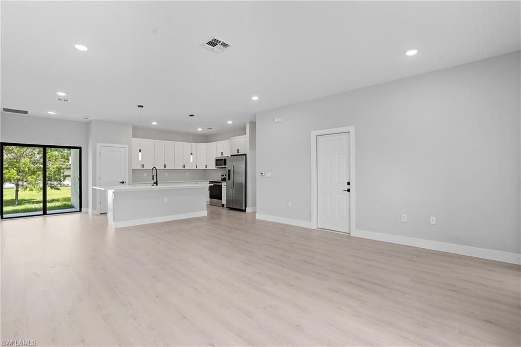 219 Ogden Ave S, Lehigh Acres, FL 33974 Photo