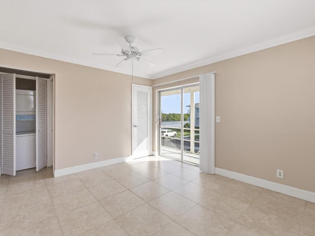 530 Horizons E, Unit 205, Boynton Beach, FL 33435 Photo