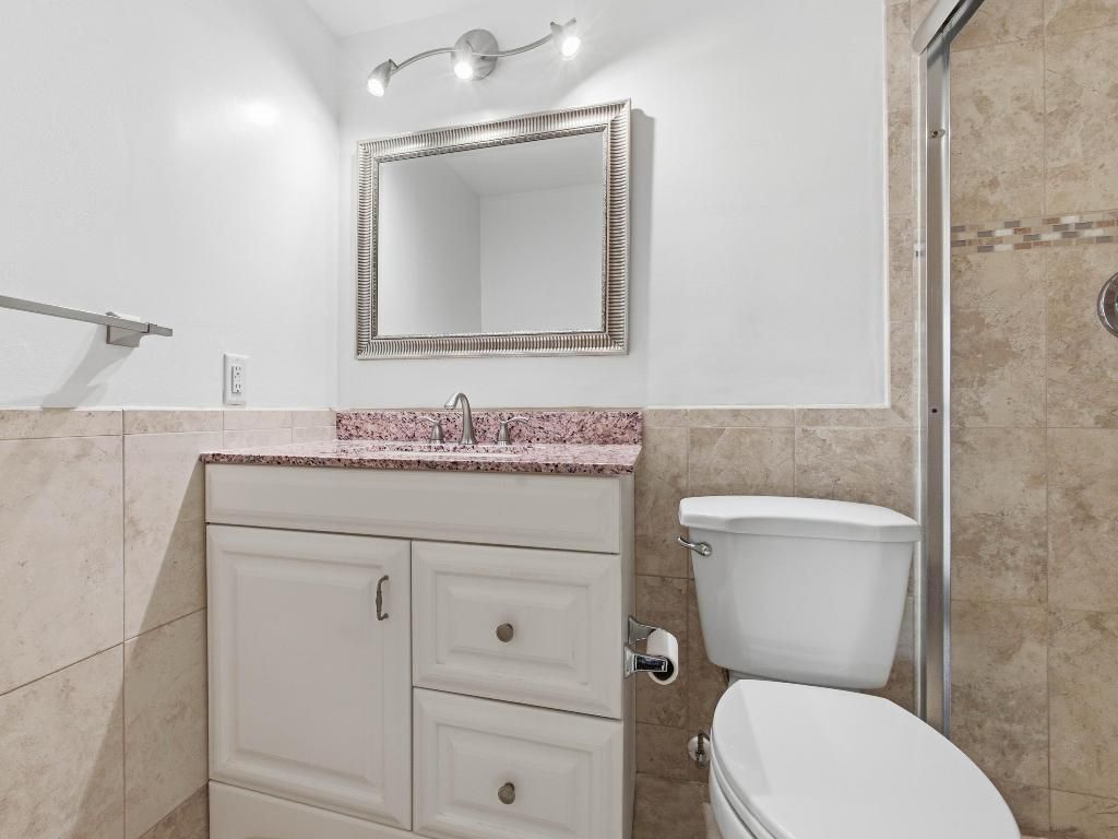 530 Horizons E, Unit 205, Boynton Beach, FL 33435 Photo