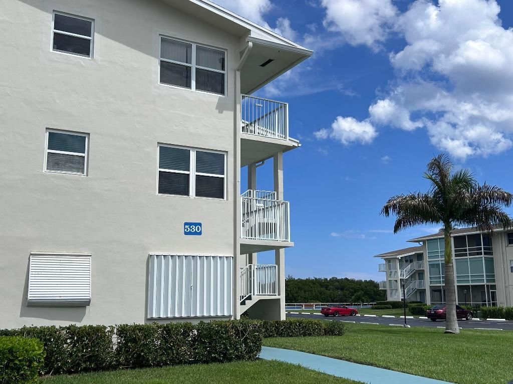 530 Horizons E, Unit 205, Boynton Beach, FL 33435 Photo