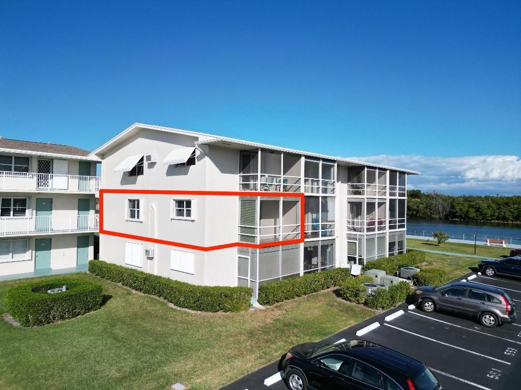 530 Horizons E, Unit 205, Boynton Beach, FL 33435 Photo