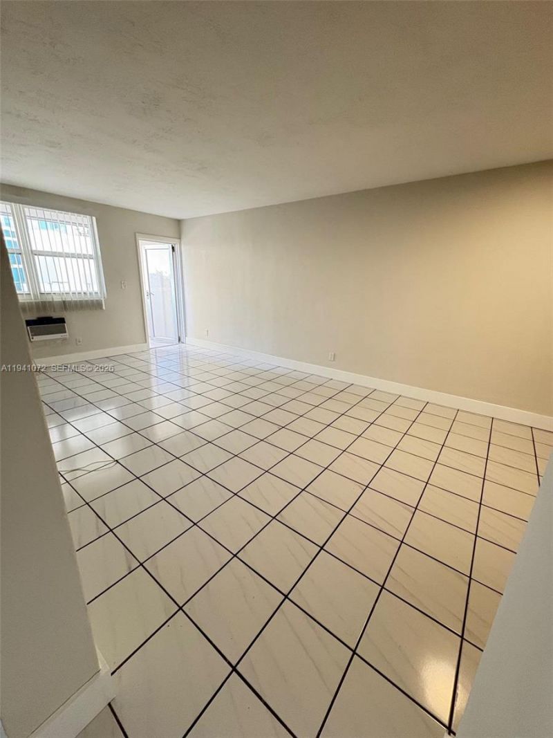 505 NE 30th St, Unit 506, Miami, FL 33137 Photo