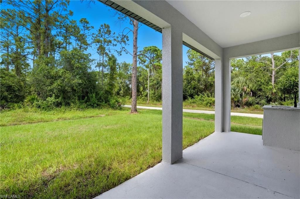 216 Ogden Ave S, Lehigh Acres, FL 33974 Photo