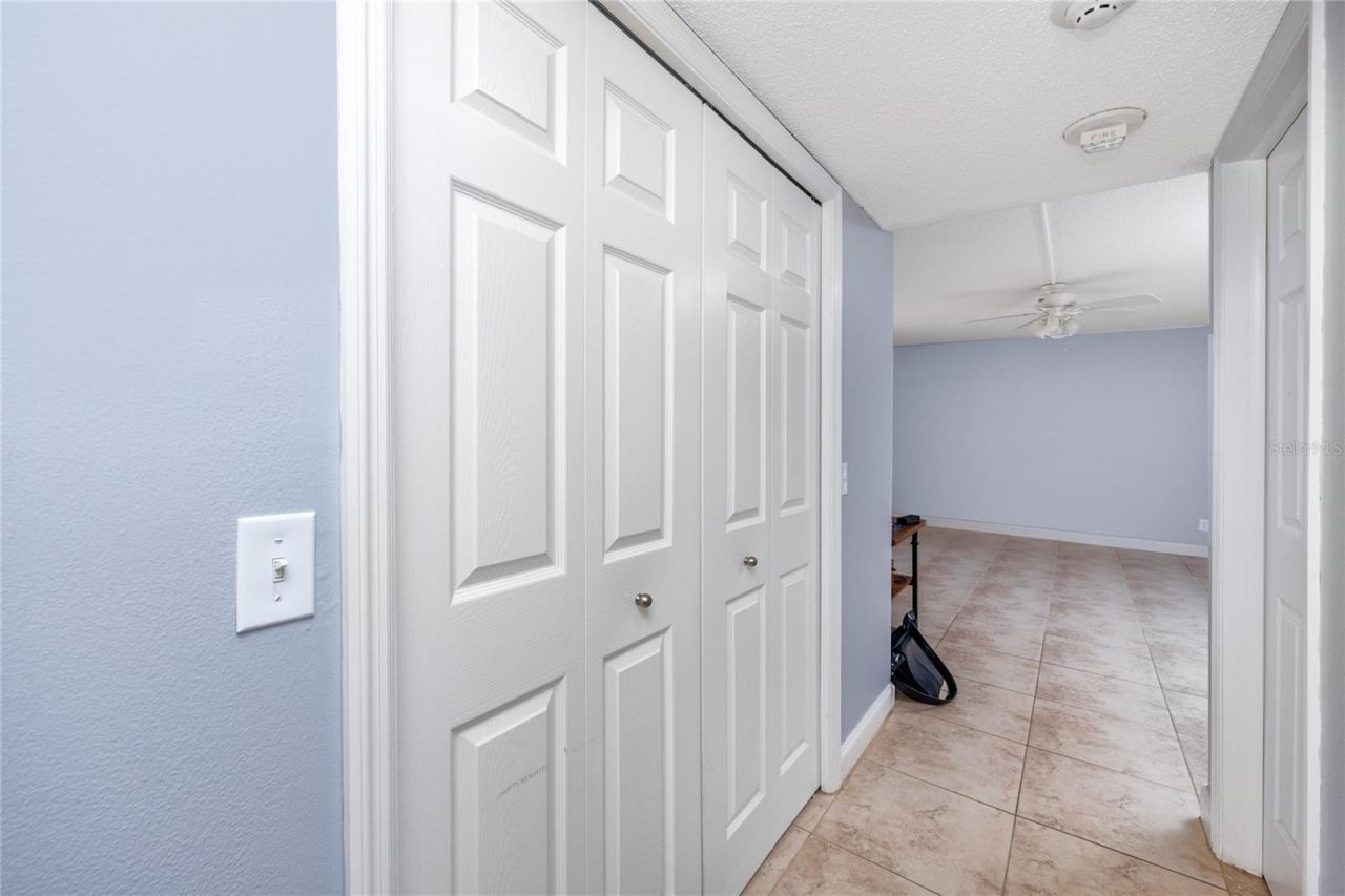 736 Island Way, Unit 201, Clearwater Beach, FL 33767 Photo