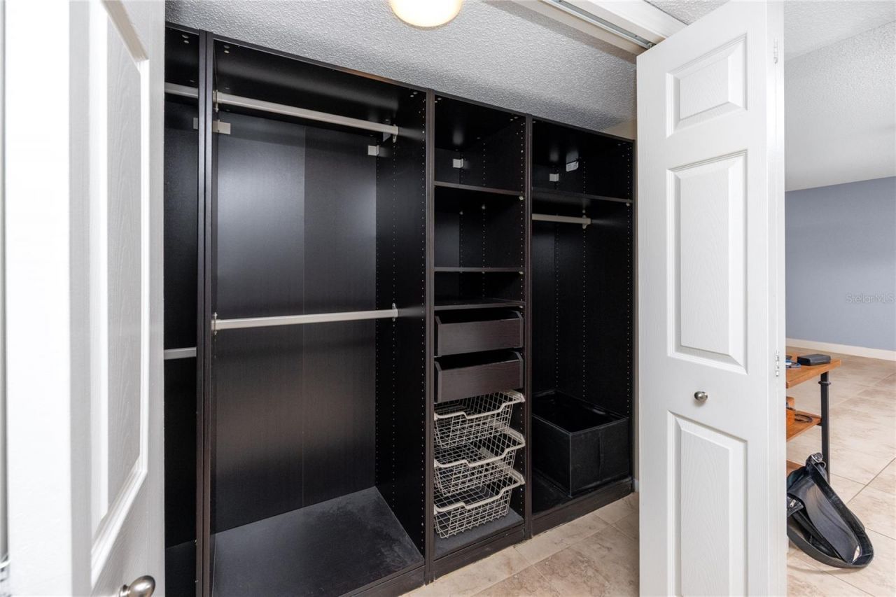 736 Island Way, Unit 201, Clearwater Beach, FL 33767 Photo