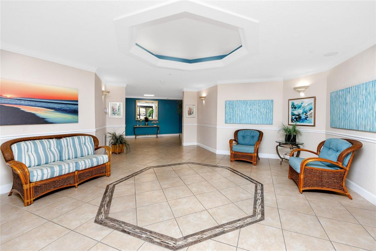 736 Island Way, Unit 201, Clearwater Beach, FL 33767 Photo