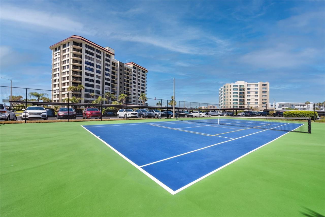 736 Island Way, Unit 201, Clearwater Beach, FL 33767 Photo