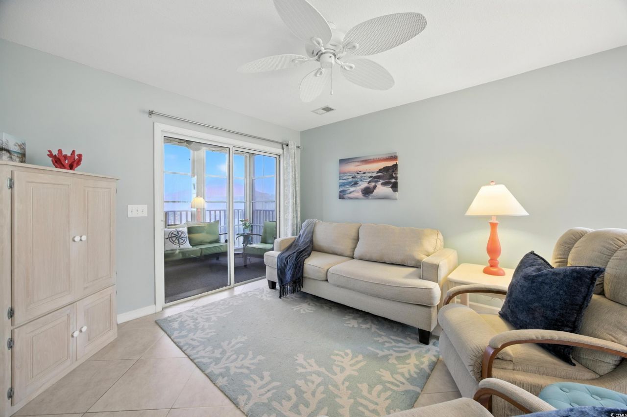 1900 Duffy St. Photo 11