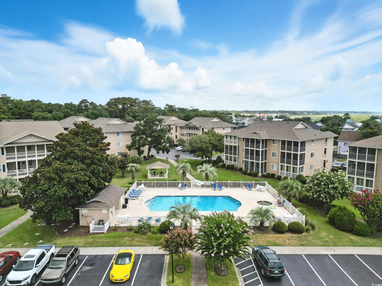 1900 Duffy St. Photo 23