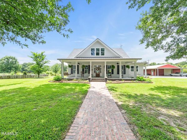 1566 Savoie Road, Sunset, LA 70584