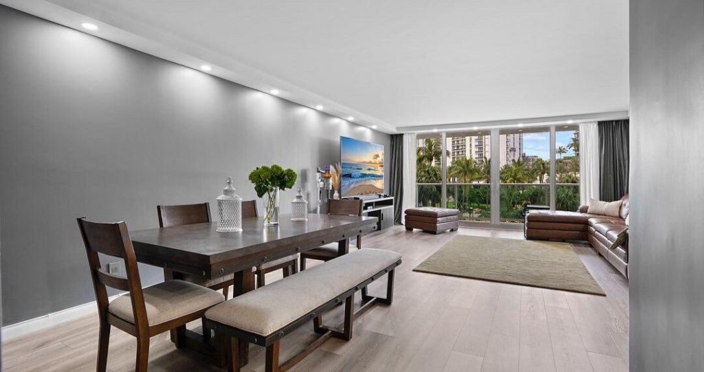 100 Bayview Drive, Unit 215, Sunny Isles Beach, FL 33160 Photo