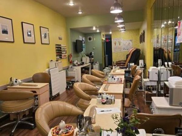 7 W Railroad, TENAFLY, NJ 07670