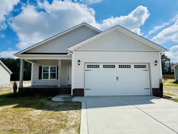 106 Sagewood Drive, Dudley, NC 28333