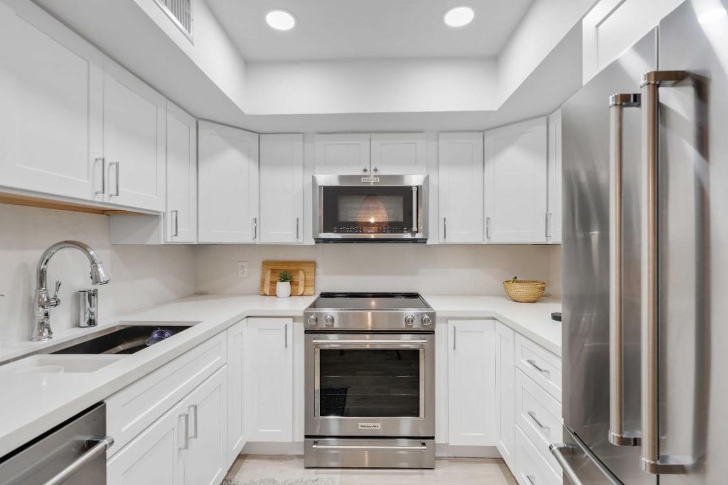 315 Venetian Drive, Unit 3, Delray Beach, FL 33483 Photo