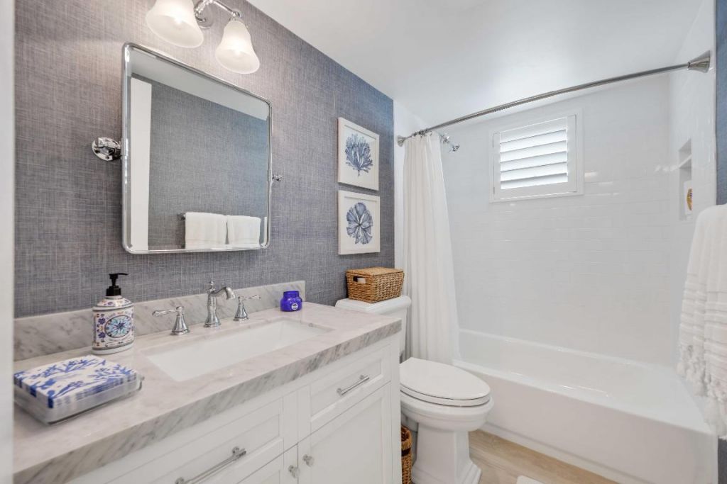 315 Venetian Drive, Unit 3, Delray Beach, FL 33483 Photo