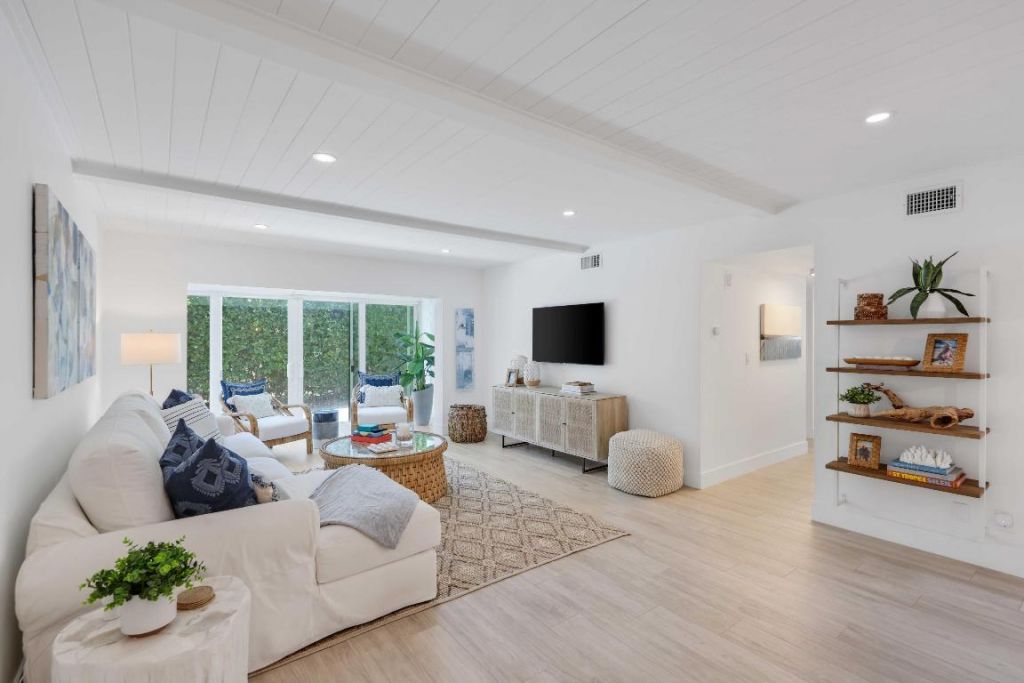 315 Venetian Drive, Unit 3, Delray Beach, FL 33483 Photo