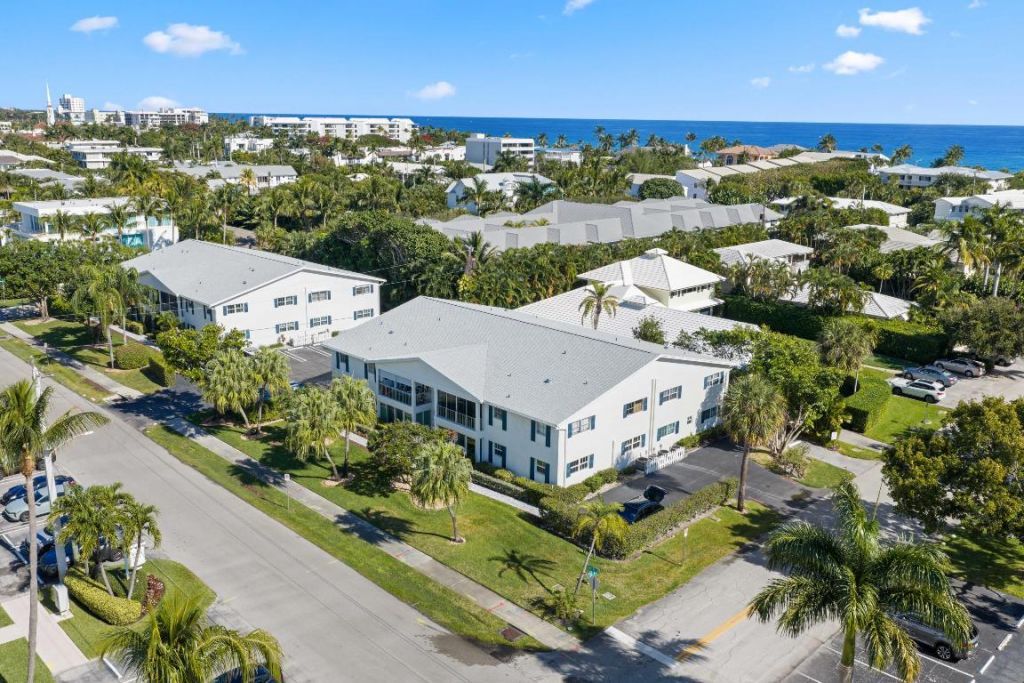 315 Venetian Drive, Unit 3, Delray Beach, FL 33483 Photo