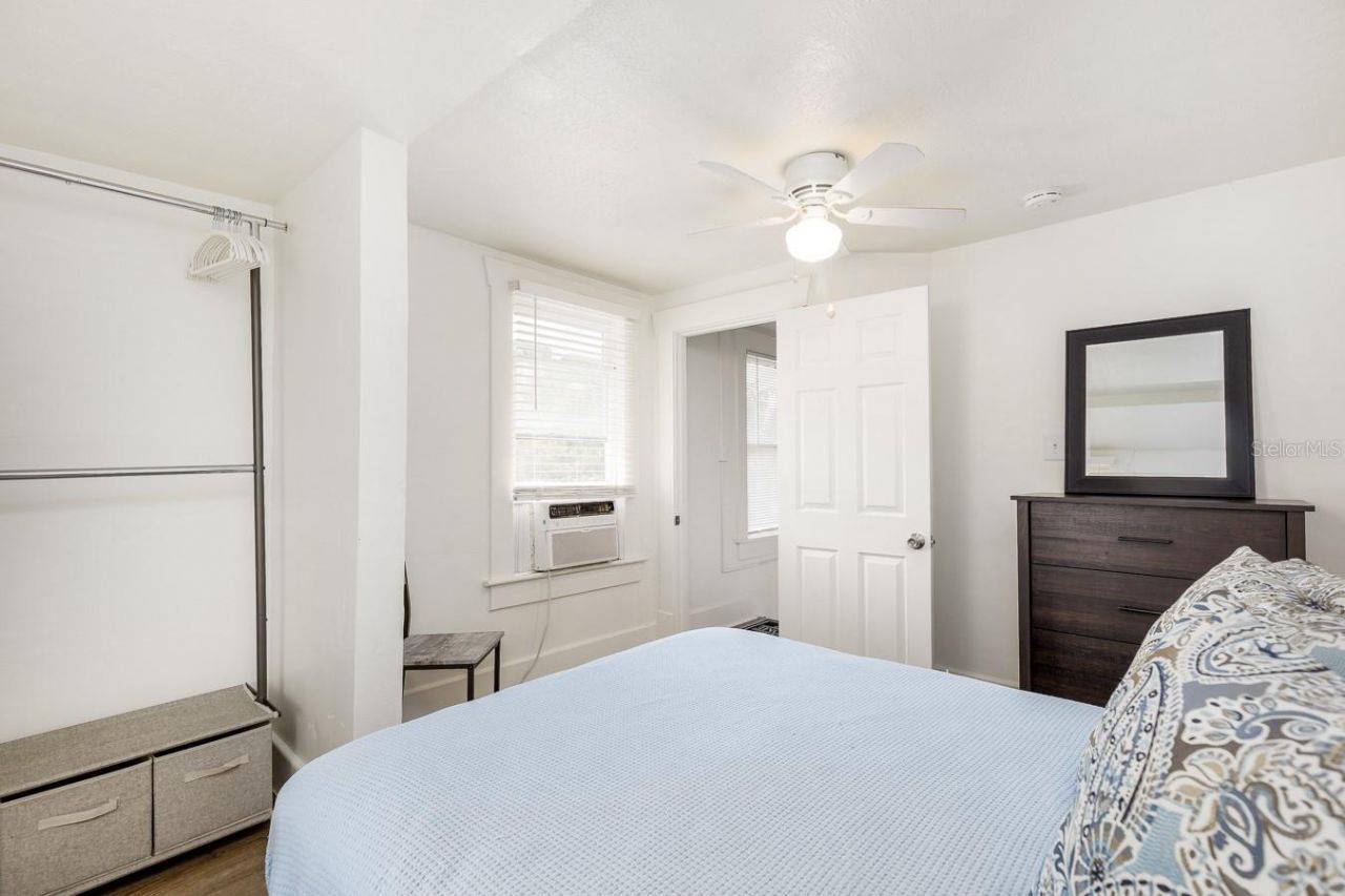 1043 7th Avenue N, Saint Petersburg, FL 33705 Photo