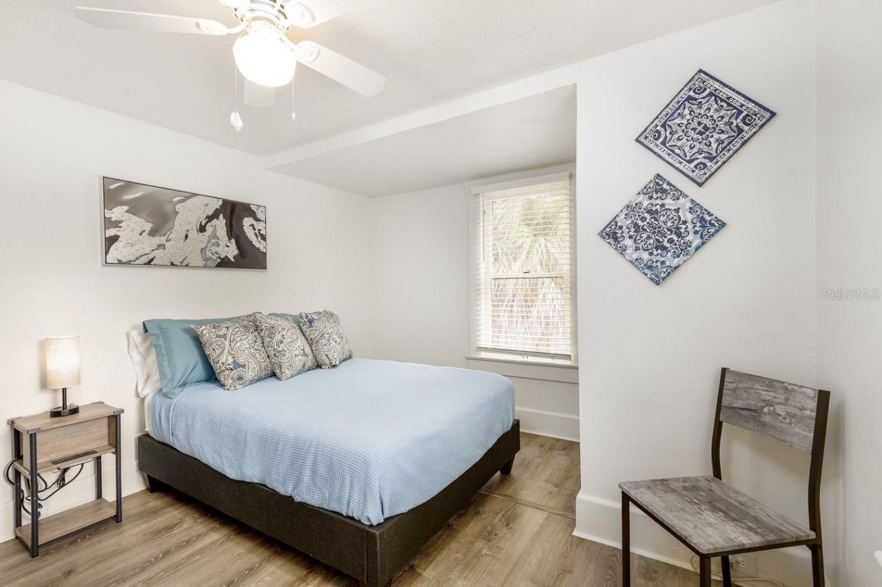 1043 7th Avenue N, Saint Petersburg, FL 33705 Photo