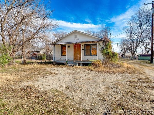 319 W 6th Street , Ada, OK 74820