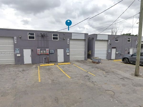 1626 W 33rd Pl, Hialeah, FL 33012