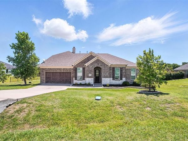 2616 Morning Mist Lane, Nevada, TX 75173