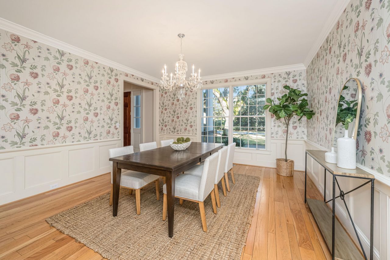 235 Country Club Lane Photo 16