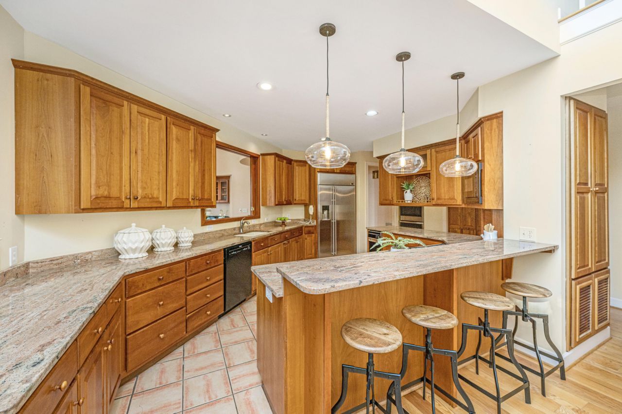 235 Country Club Lane Photo 22