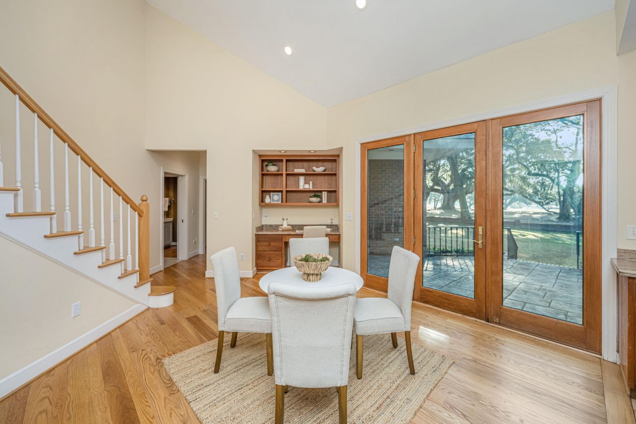 235 Country Club Lane Photo 24