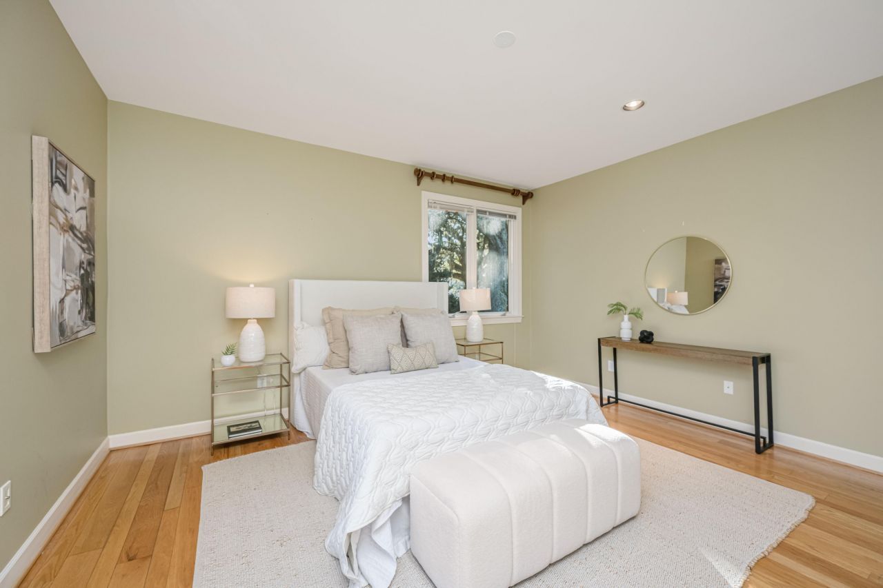 235 Country Club Lane Photo 36