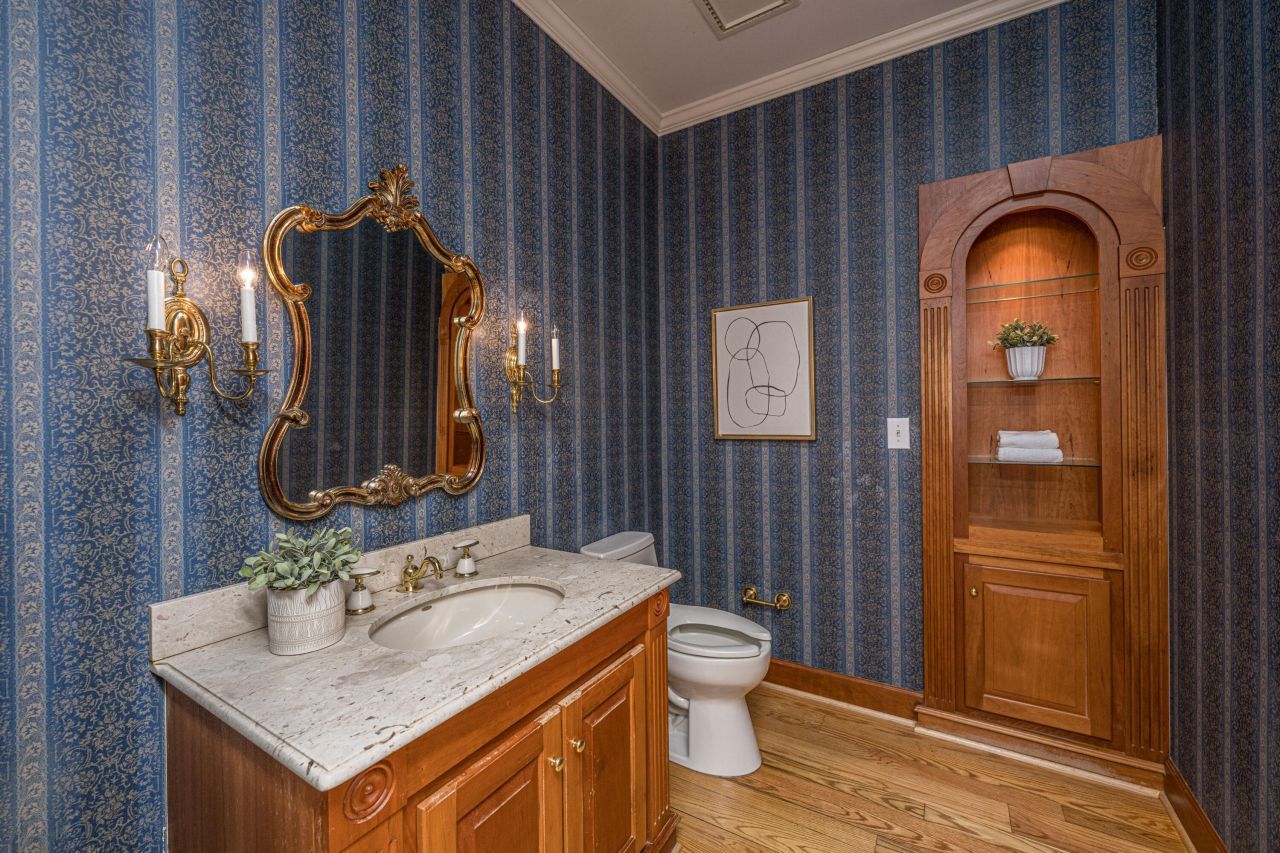 235 Country Club Lane Photo 37