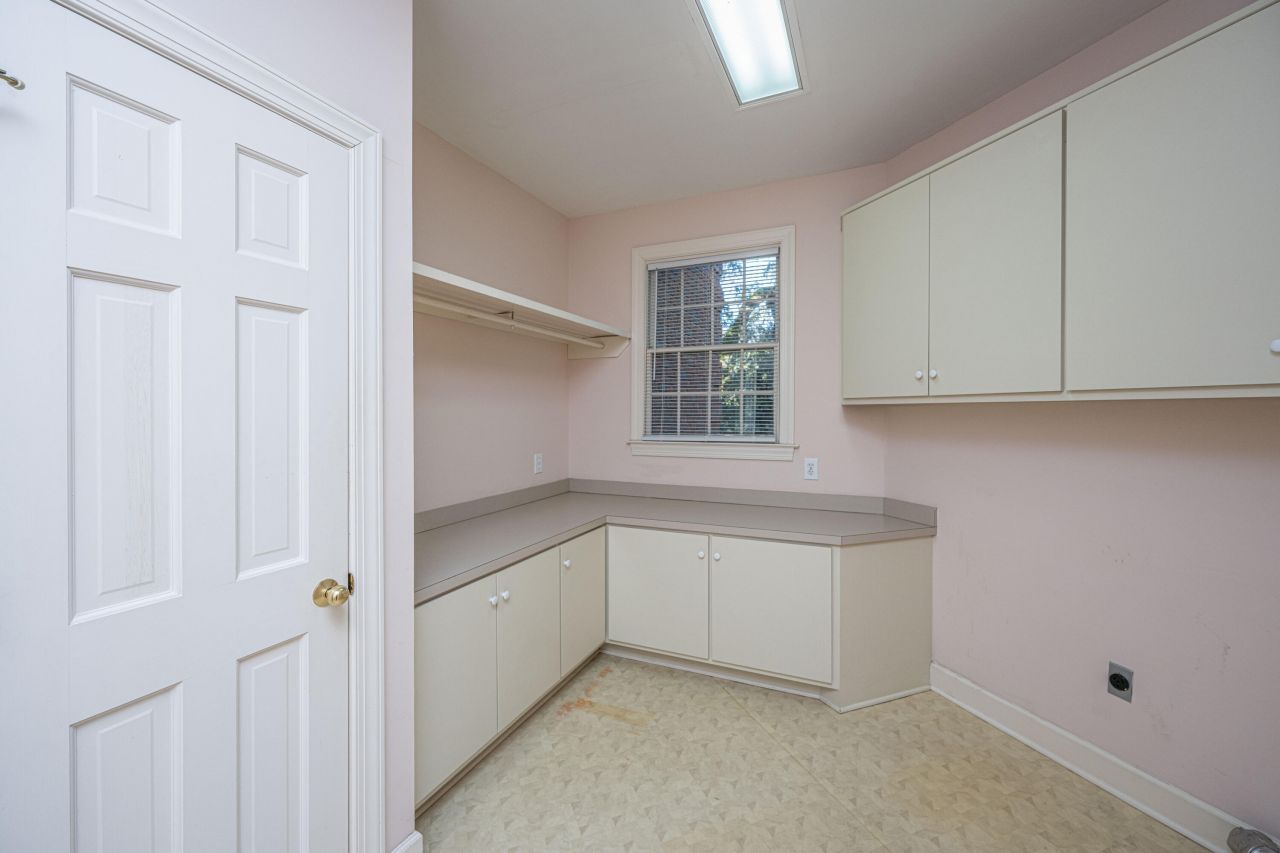 235 Country Club Lane Photo 57