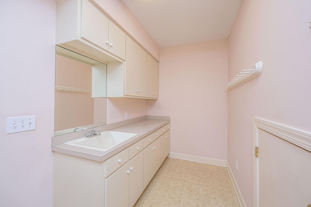 235 Country Club Lane Photo 58