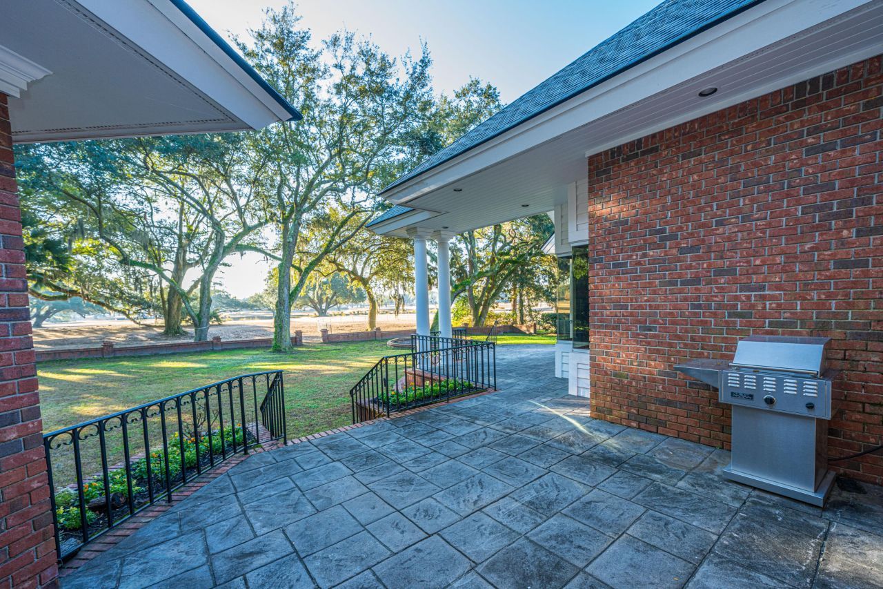 235 Country Club Lane Photo 60