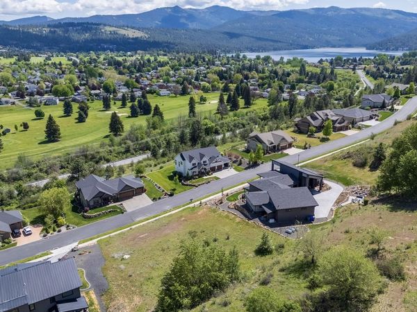 575 N Stimson Ln, Liberty Lake, WA 99019