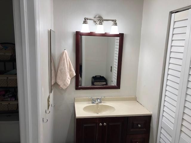 60 Forest Circle, Hollywood, FL 33026 Photo