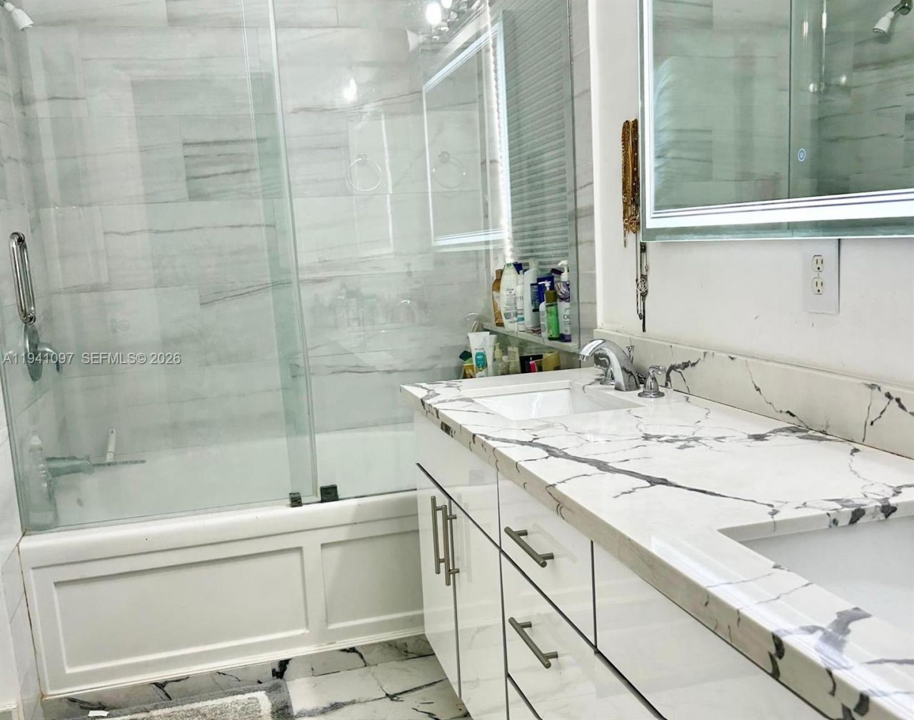 3818 SW 171st Ter, Miramar, FL 33027 Photo