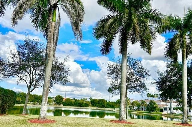 3818 SW 171st Ter, Miramar, FL 33027 Photo