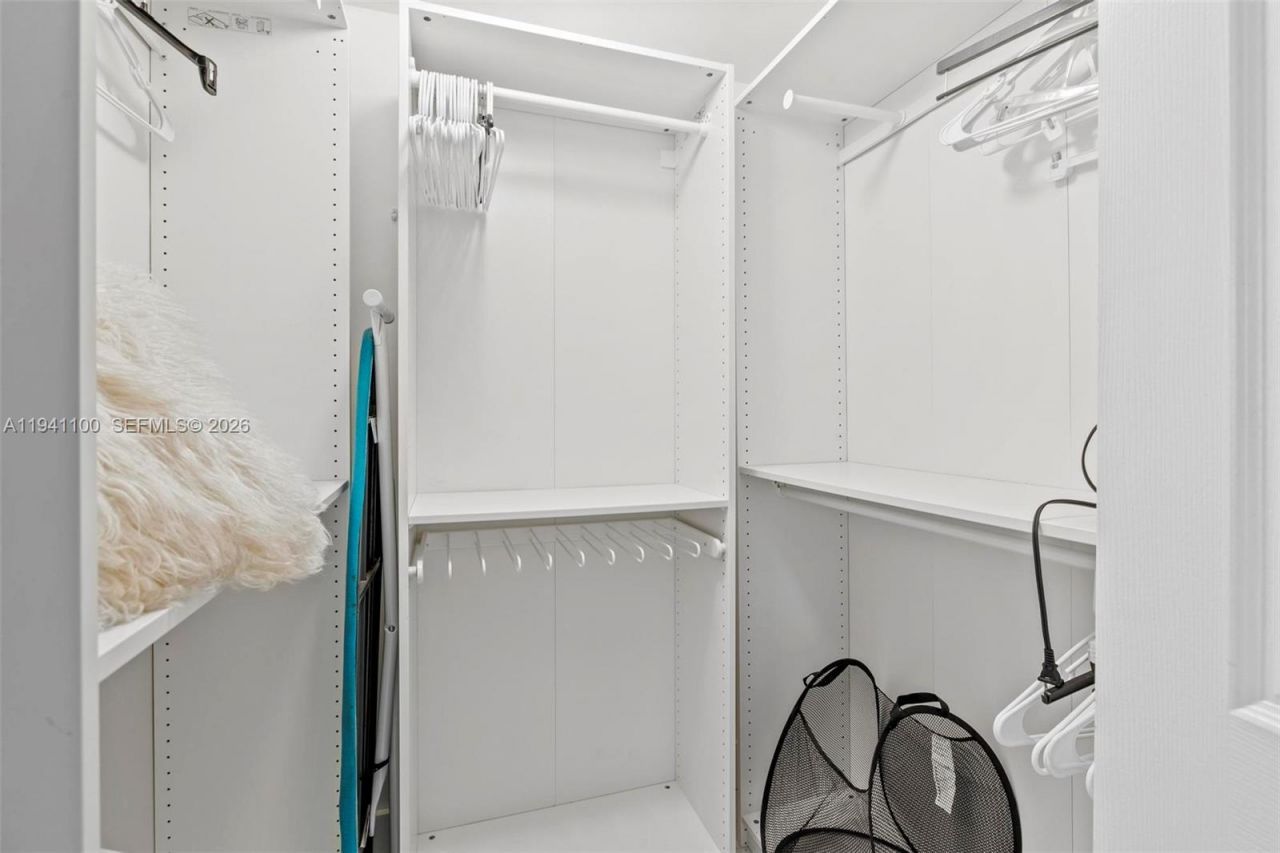 17125 N Bay Rd , Unit 3112, Sunny Isles Beach, FL 33160 Photo