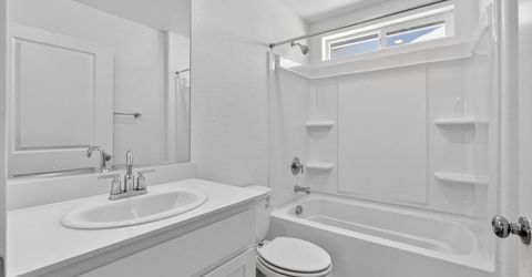 9743 Jeff Handy Dr, Sacramento, CA 95829 Photo