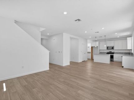 9743 Jeff Handy Dr, Sacramento, CA 95829 Photo